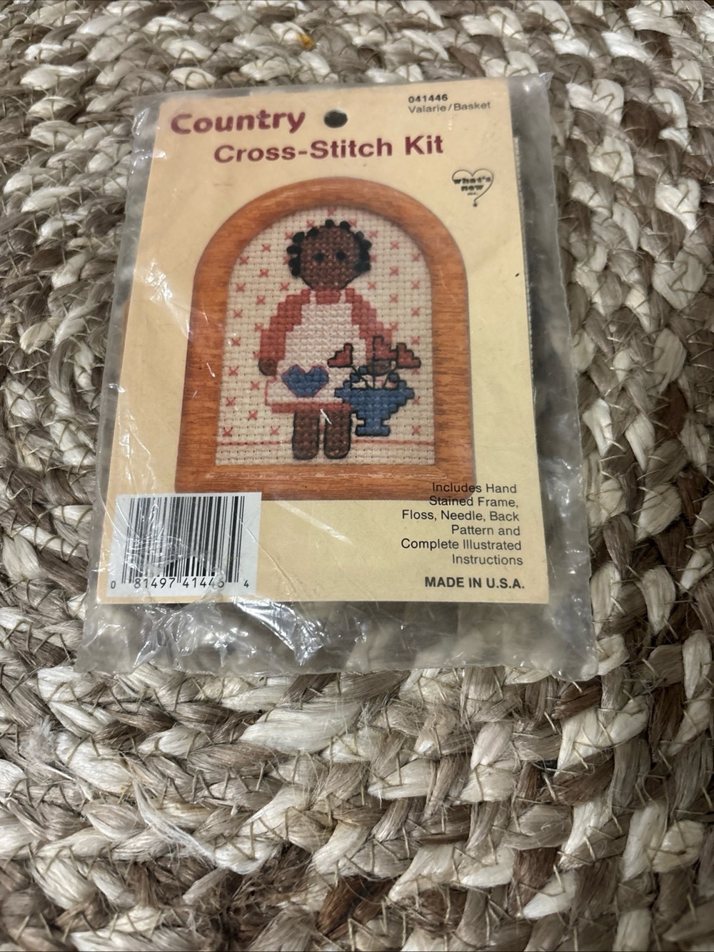 Country Cross-Stitch Kit in Cream and Brown - Unknown Brand